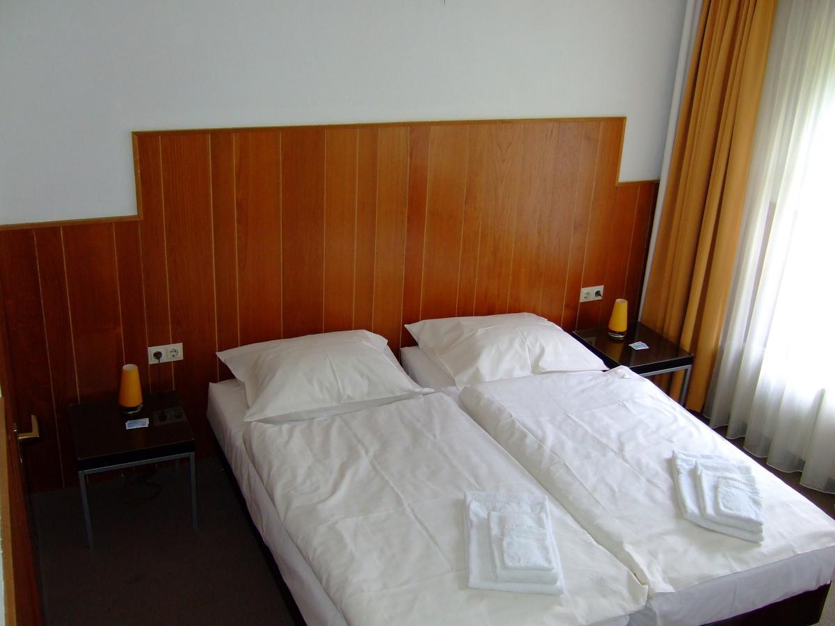 Hotel Musschenberg Бек Номер фото